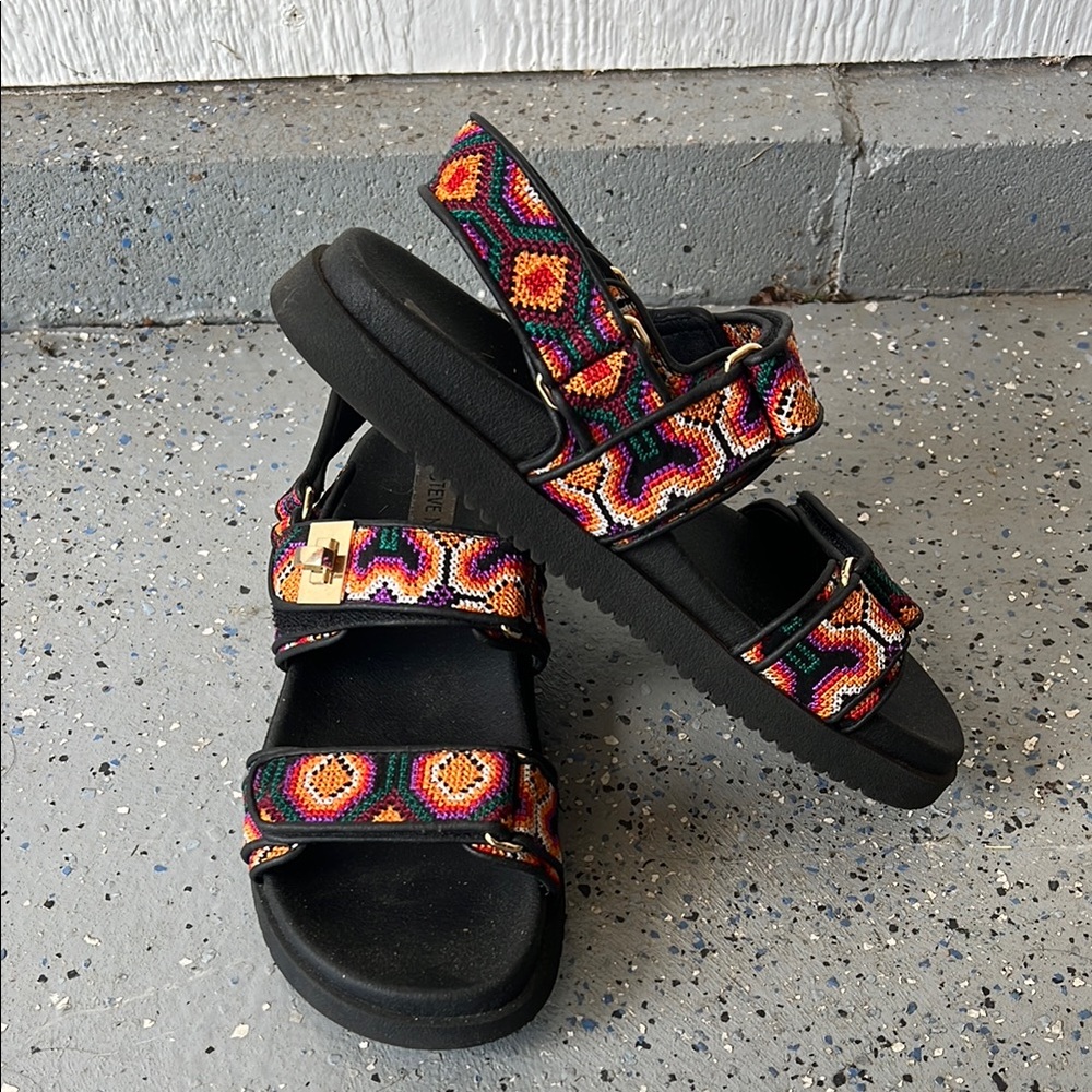 Steve Madden Women’s Size 7 Colorful Patterned Sandals